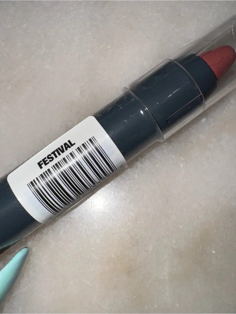 Matte lip crayon